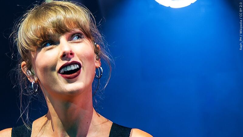 Taylor Swift kicks off US Eras Tour at Super Bowl stadium