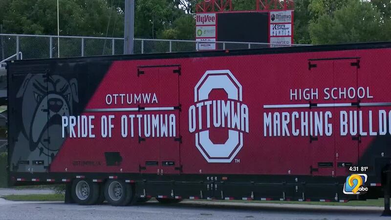 Ottumwa Police end homecoming game early
