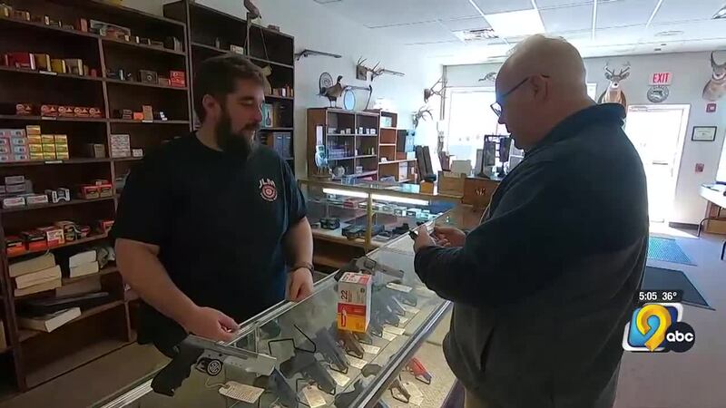 Some Iowa sheriffs say they support a proposed gun rights amendment to the Iowa Constitution.